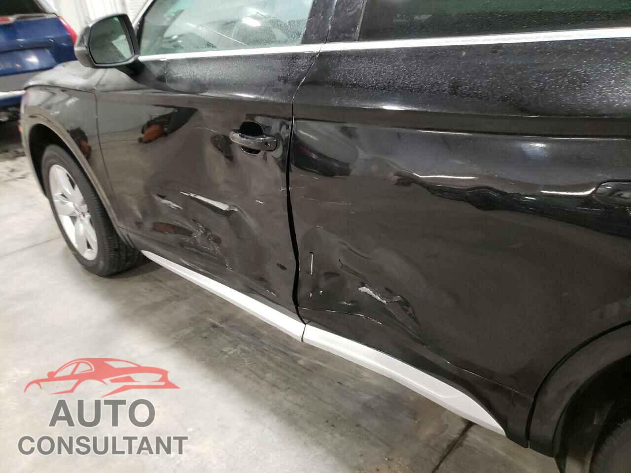 AUDI Q5 2018 - WA1BNAFY7J2062959