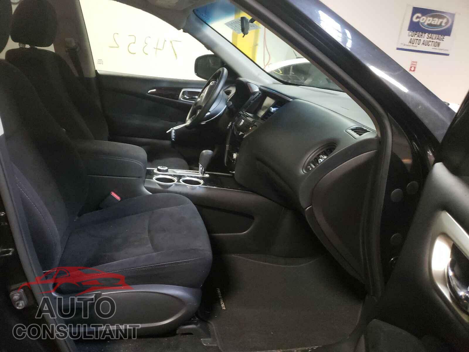 NISSAN PATHFINDER 2015 - JF2GTAEC6MH257669