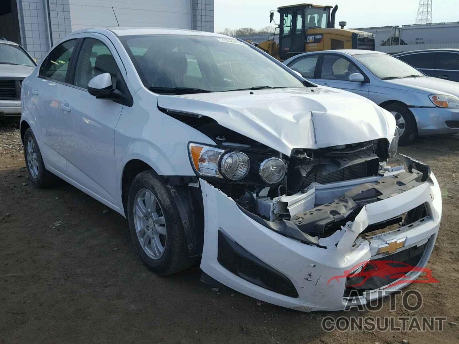 CHEVROLET SONIC 2016 - 1G1JC5SH0G4122929
