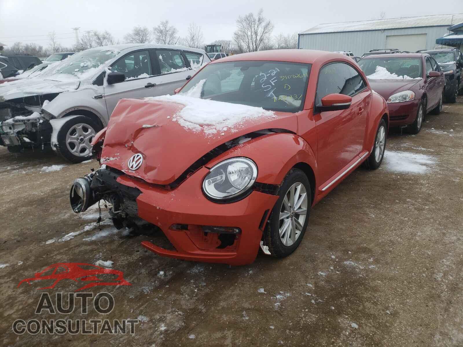 VOLKSWAGEN BEETLE 2017 - 3VWJ17AT1HM628237
