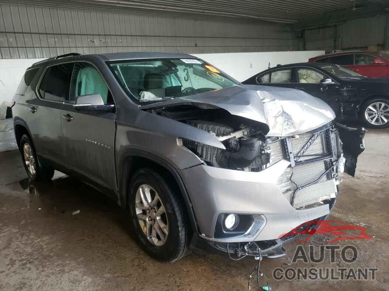 CHEVROLET TRAVERSE 2018 - 1GNEVGKW3JJ261045