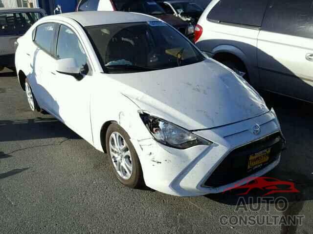 TOYOTA YARIS 2017 - 3MYDLBYV6HY179779