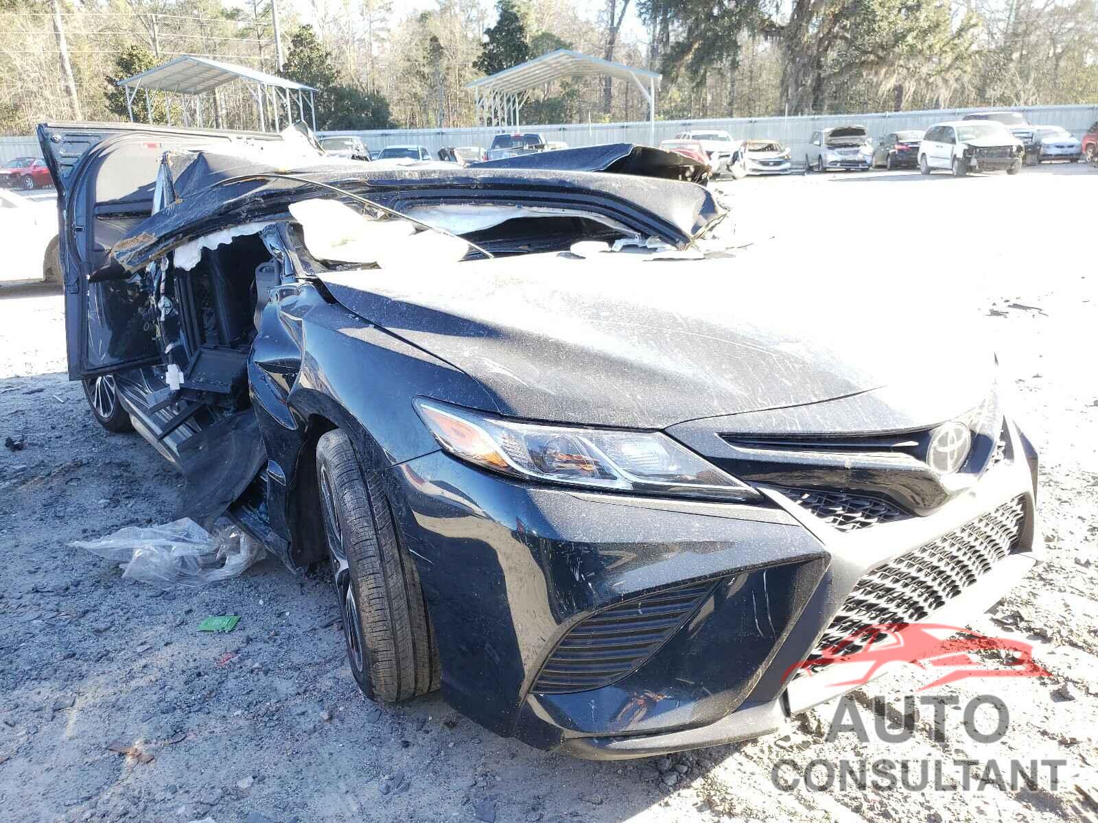 TOYOTA CAMRY 2020 - 4T1G11AK6LU940166