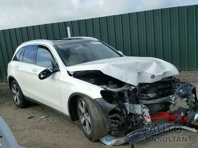 MERCEDES-BENZ GLC300 2017 - WDC0G4KB2HF138773