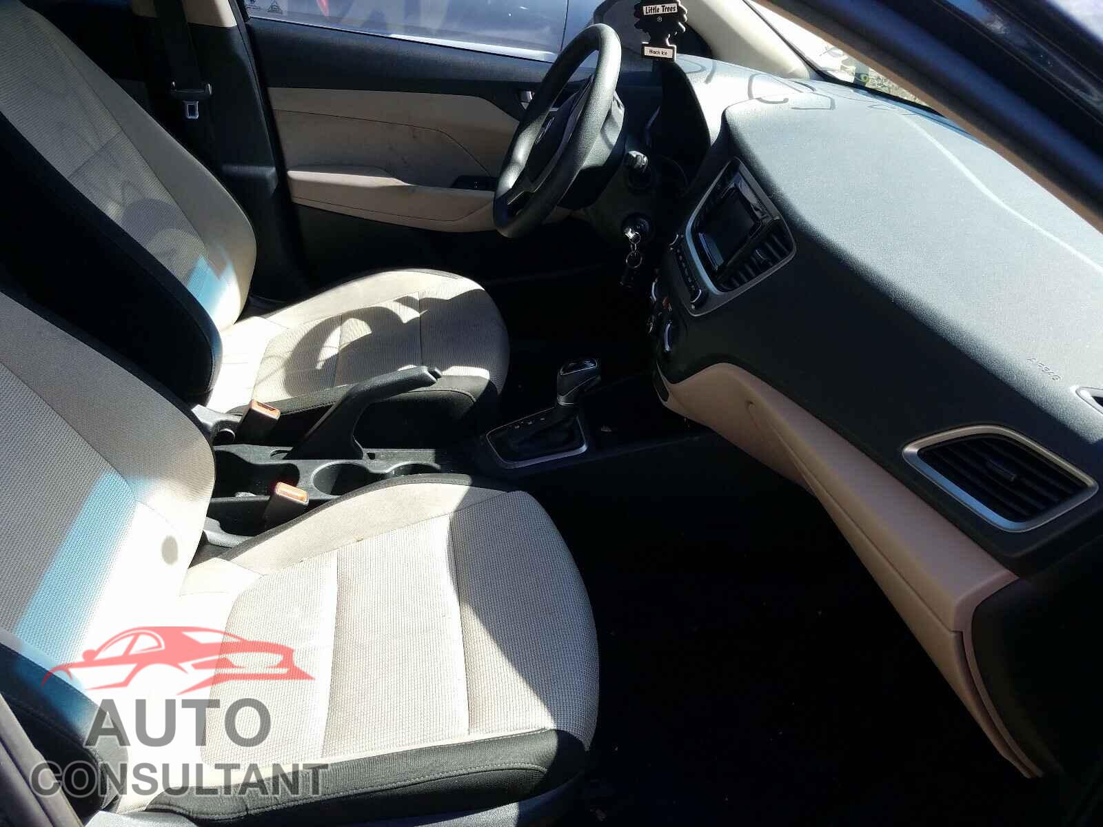 HYUNDAI ACCENT 2018 - 3KPC24A35JE013035