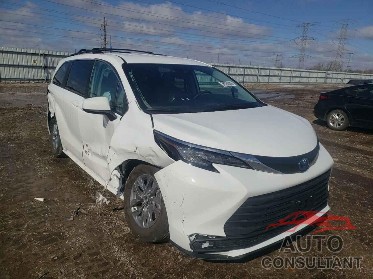 TOYOTA SIENNA 2021 - 5TDKRKEC6MS072918