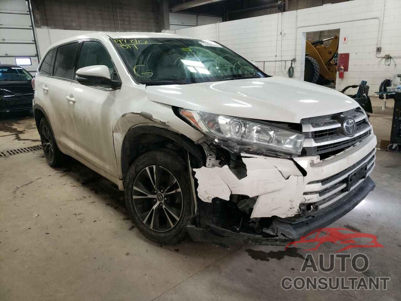 TOYOTA HIGHLANDER 2018 - 5TDZARFH9JS037407