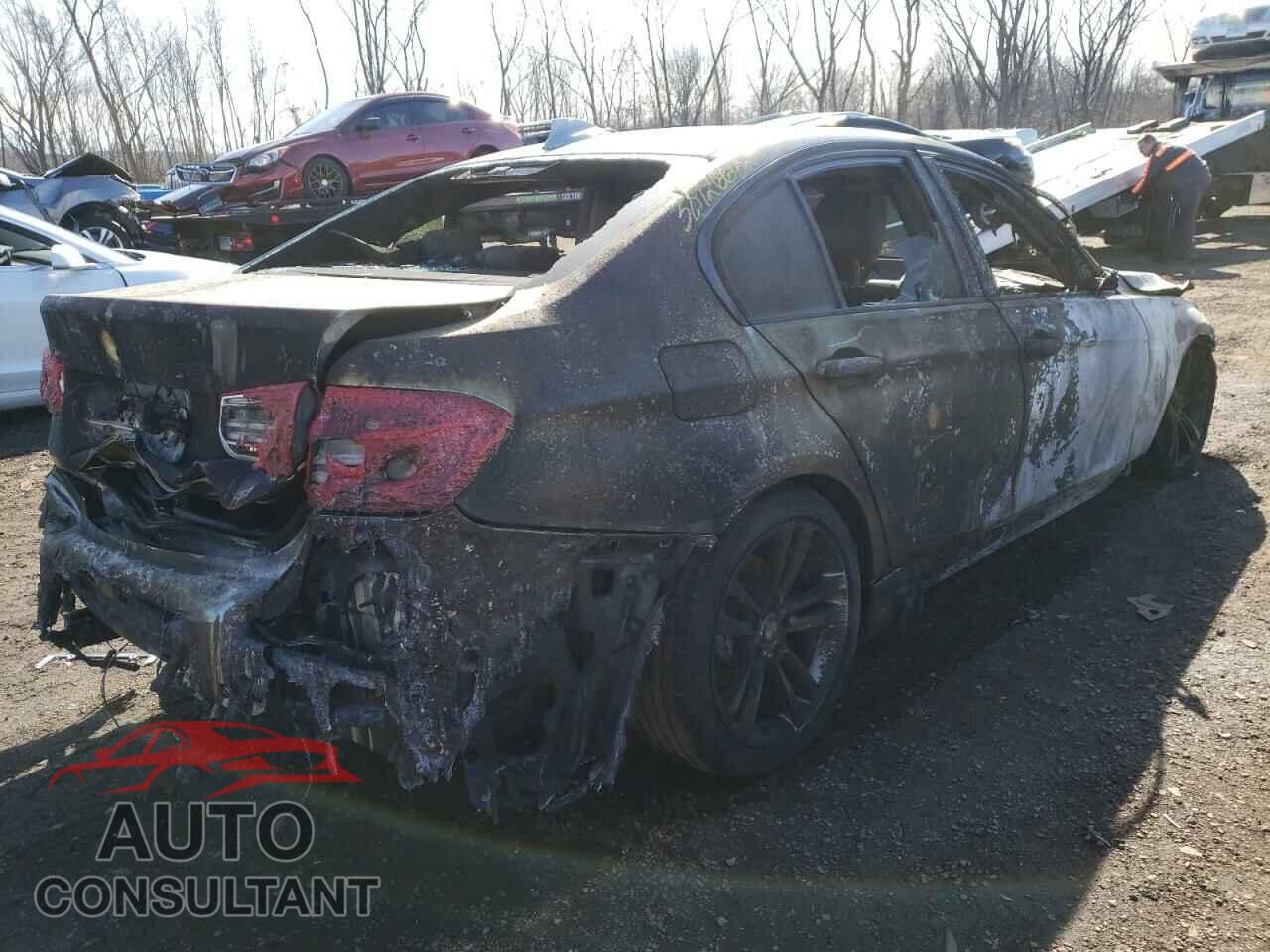 BMW 3 SERIES 2016 - WBA8E3G55GNU02999