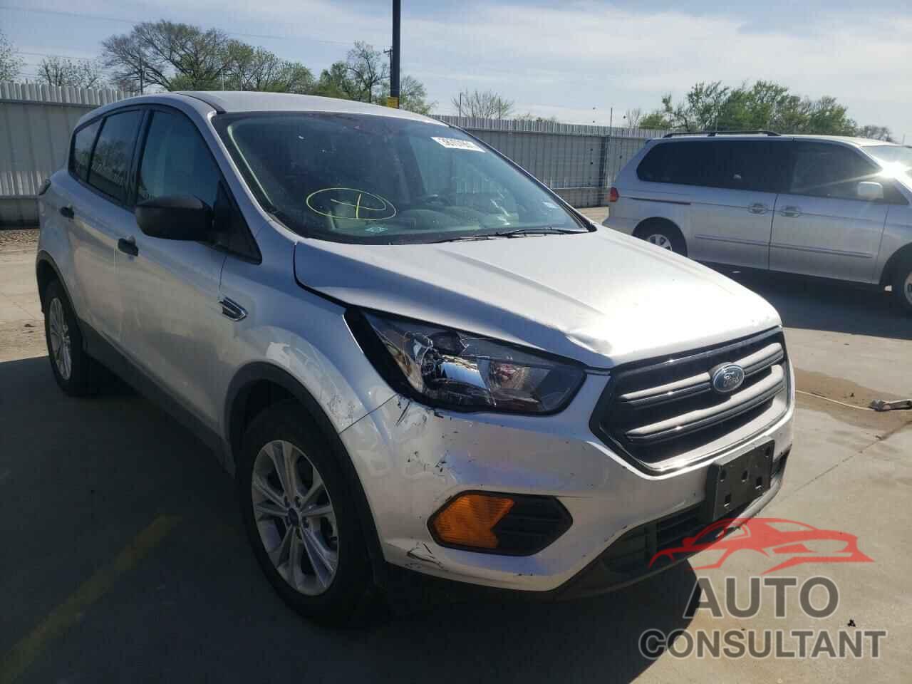 FORD ESCAPE 2018 - 1FMCU0F77JUB29719