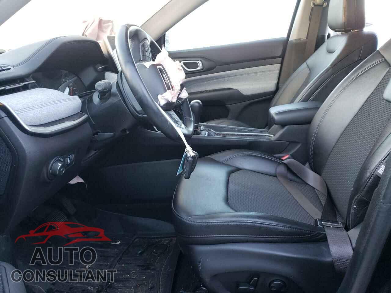 JEEP COMPASS 2022 - 3C4NJDBB7NT133003