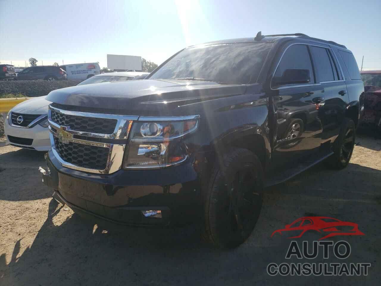 CHEVROLET TAHOE 2018 - 1GNSCBKC0JR385552