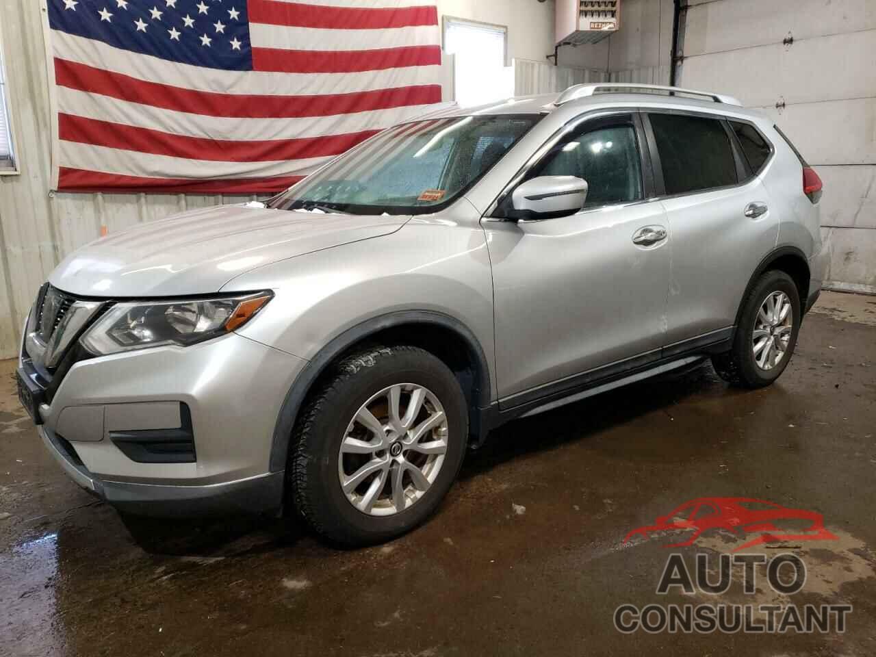 NISSAN ROGUE 2017 - KNMAT2MV9HP593437