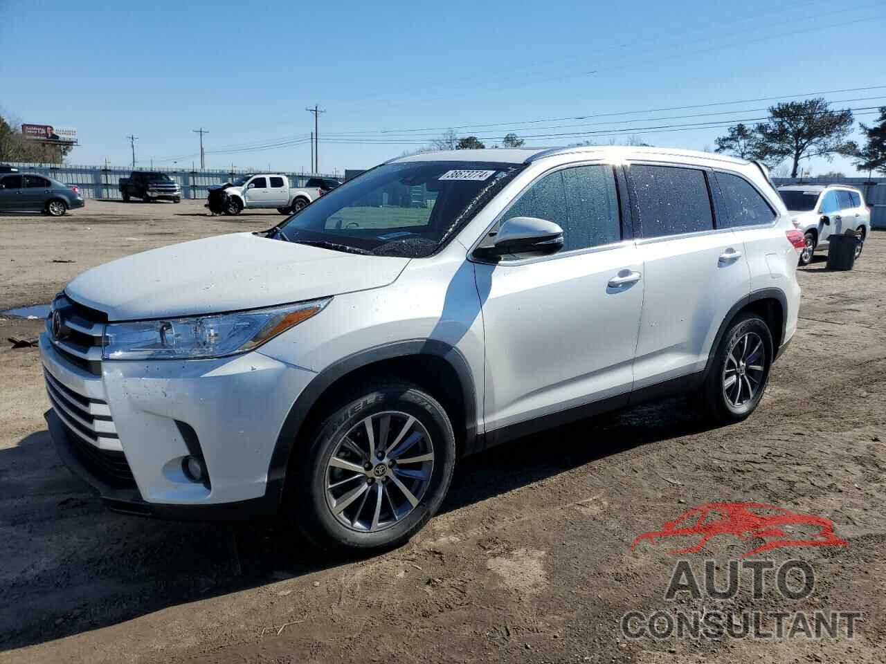 TOYOTA HIGHLANDER 2019 - 5TDKZRFH2KS366736