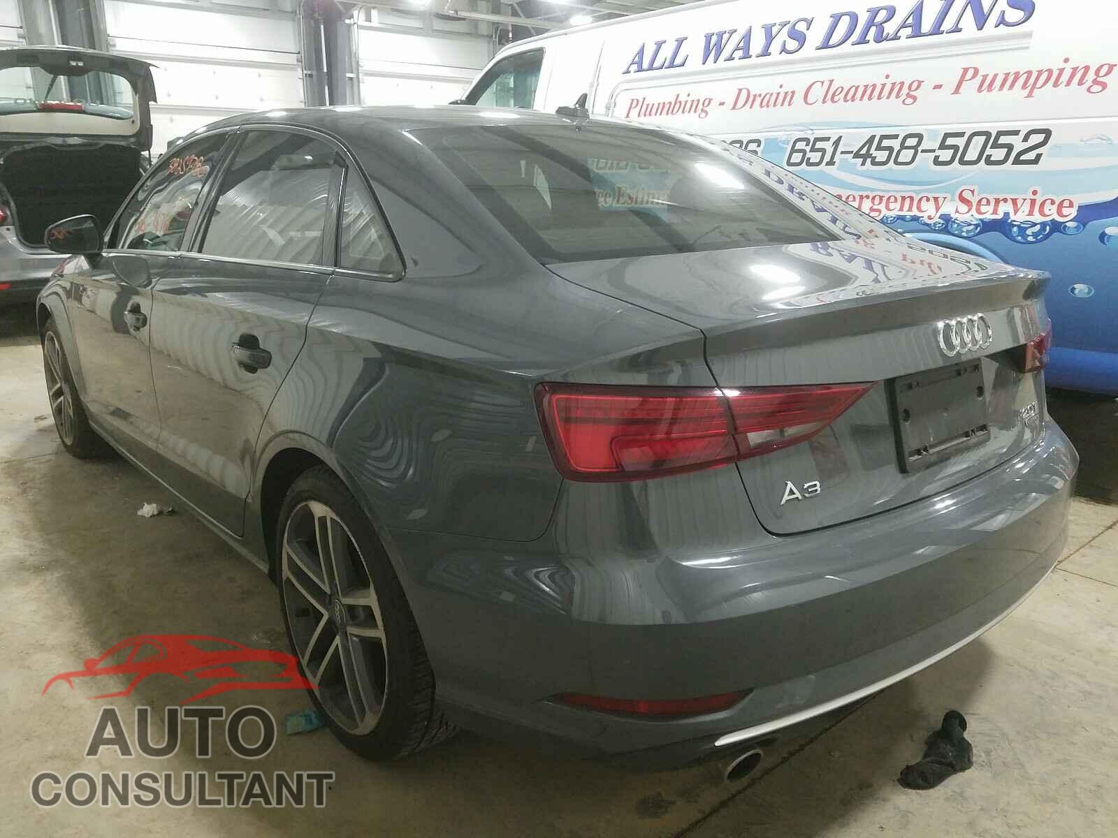 AUDI A3 2017 - WAUB8GFF5H1045461