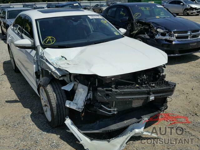 VOLKSWAGEN PASSAT 2017 - 1VWCT7A35HC025084