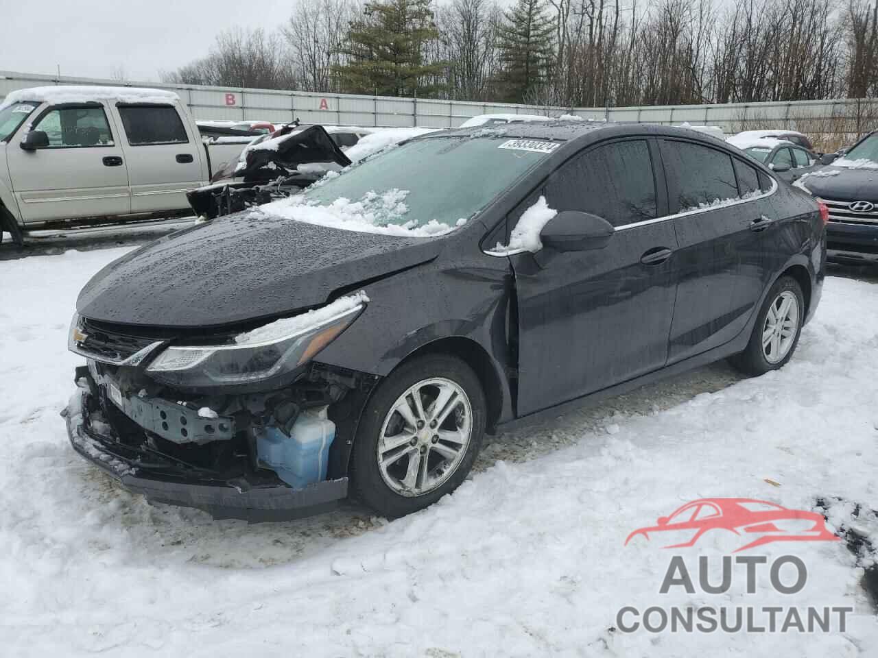 CHEVROLET CRUZE 2017 - 1G1BE5SM8H7151591