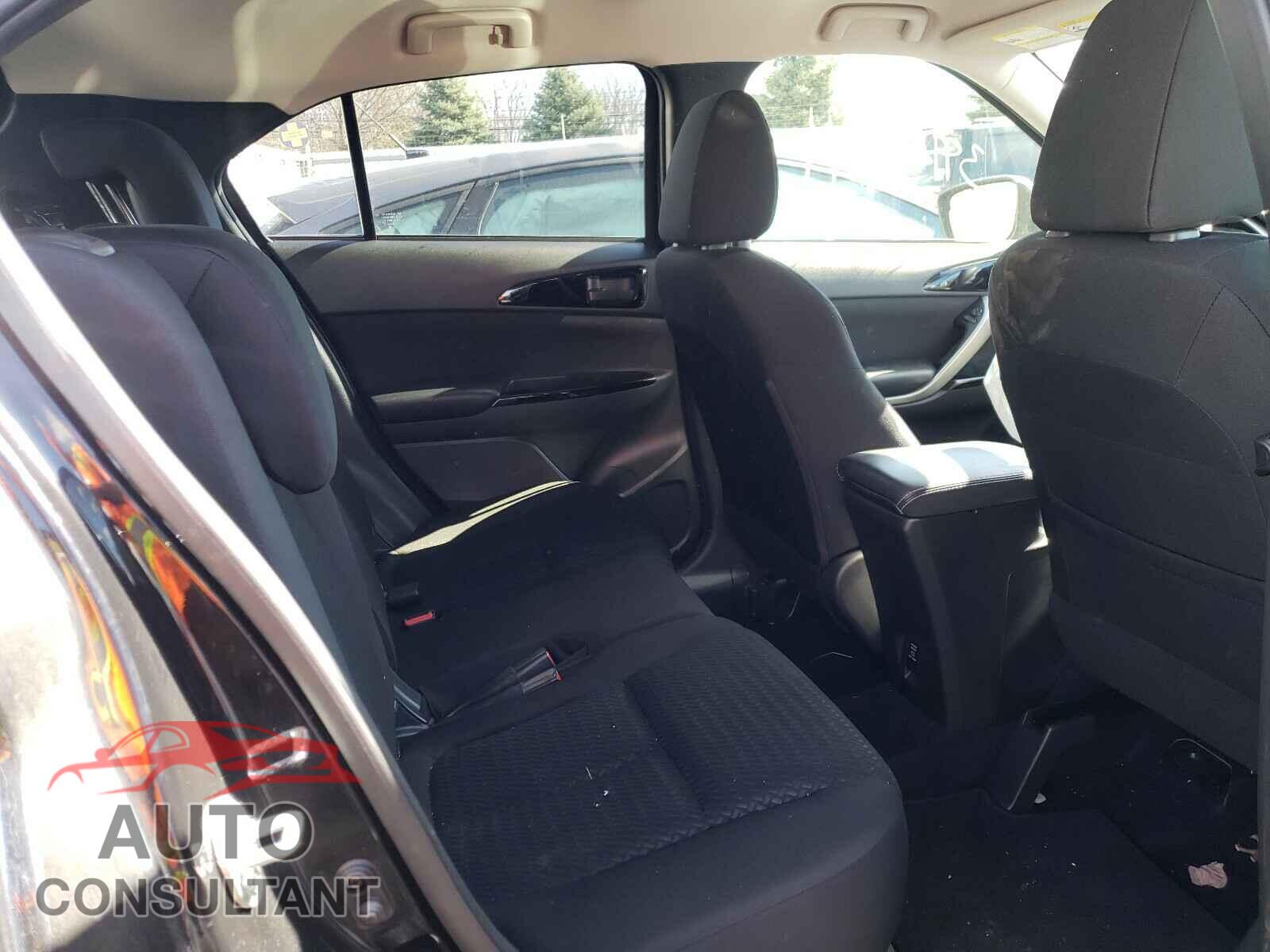 MITSUBISHI ECLIPSE 2019 - JA4AT4AA0KZ020848