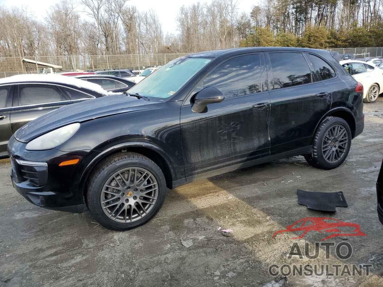 PORSCHE CAYENNE 2018 - WP1AA2A26JKA03079