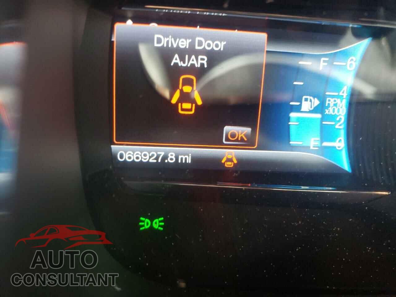 FORD TAURUS 2016 - 1FAHP2E84GG144313