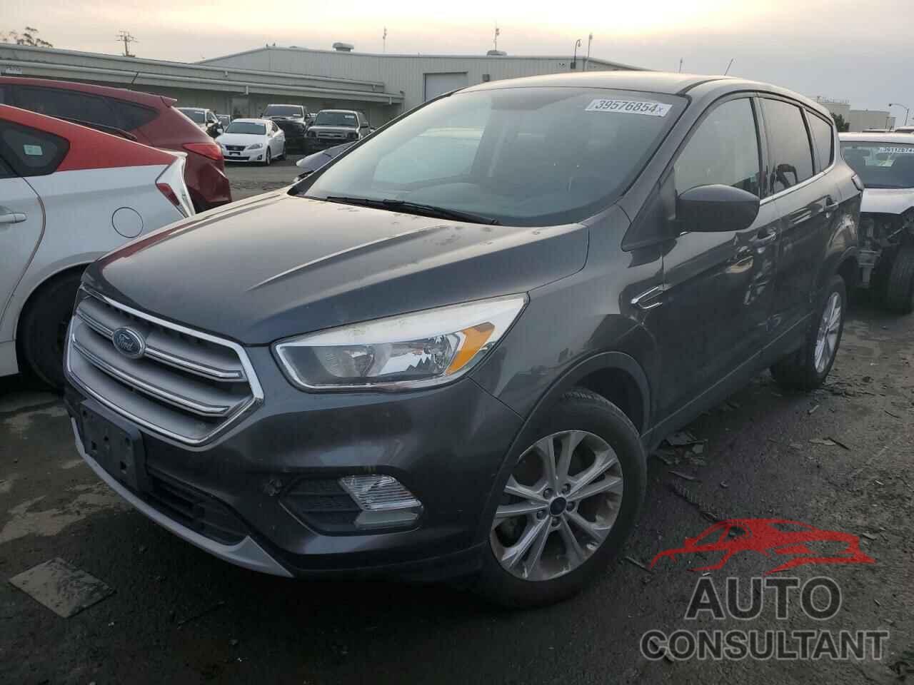 FORD ESCAPE 2017 - 1FMCU0GD3HUE74650