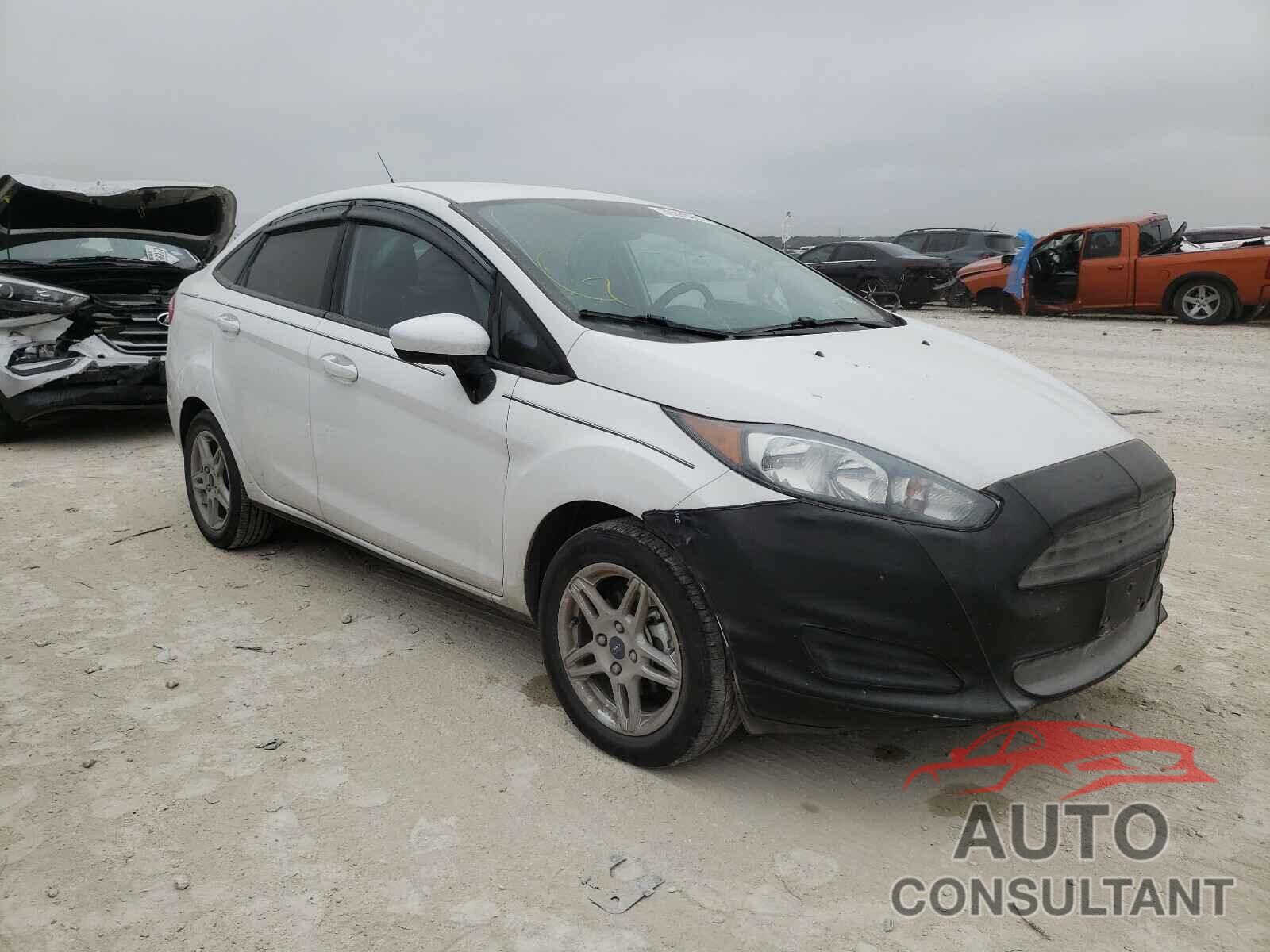 FORD FIESTA 2018 - 3FADP4BJ2JM113852