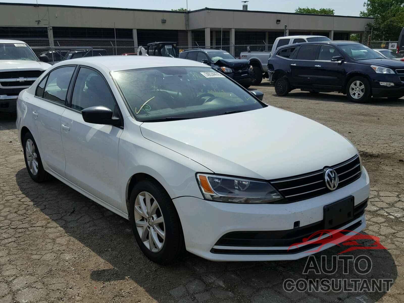 VOLKSWAGEN JETTA 2015 - 3VWD17AJXFM294332