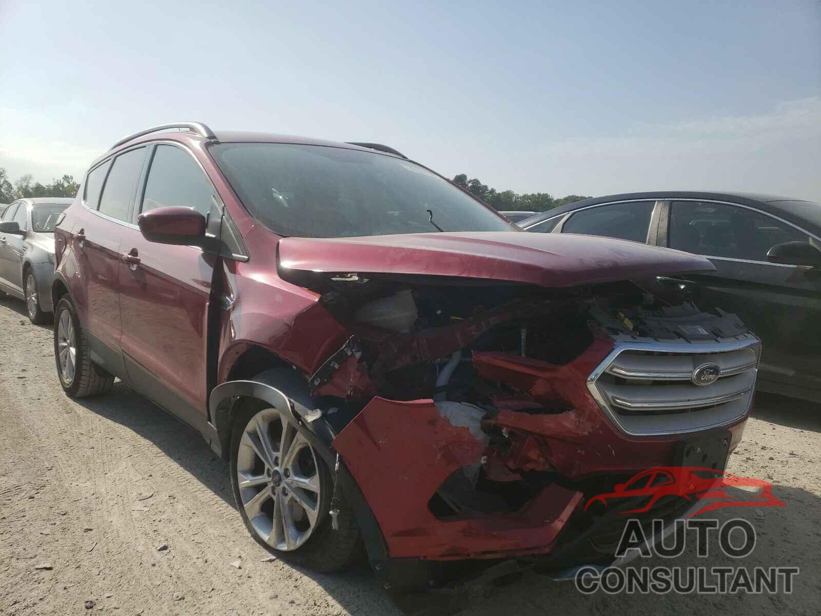 FORD ESCAPE 2017 - 1FMCU0G92HUD40496