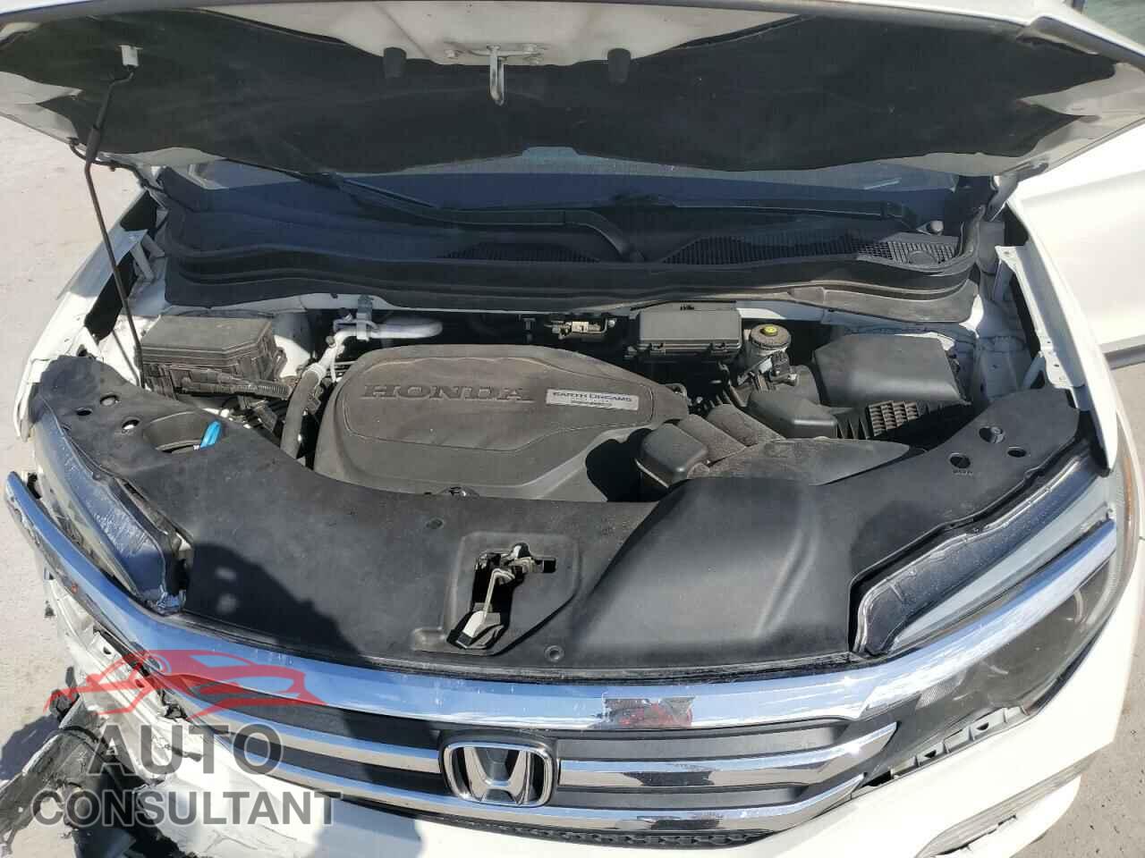 HONDA PILOT 2017 - 5FNYF5H54HB024748