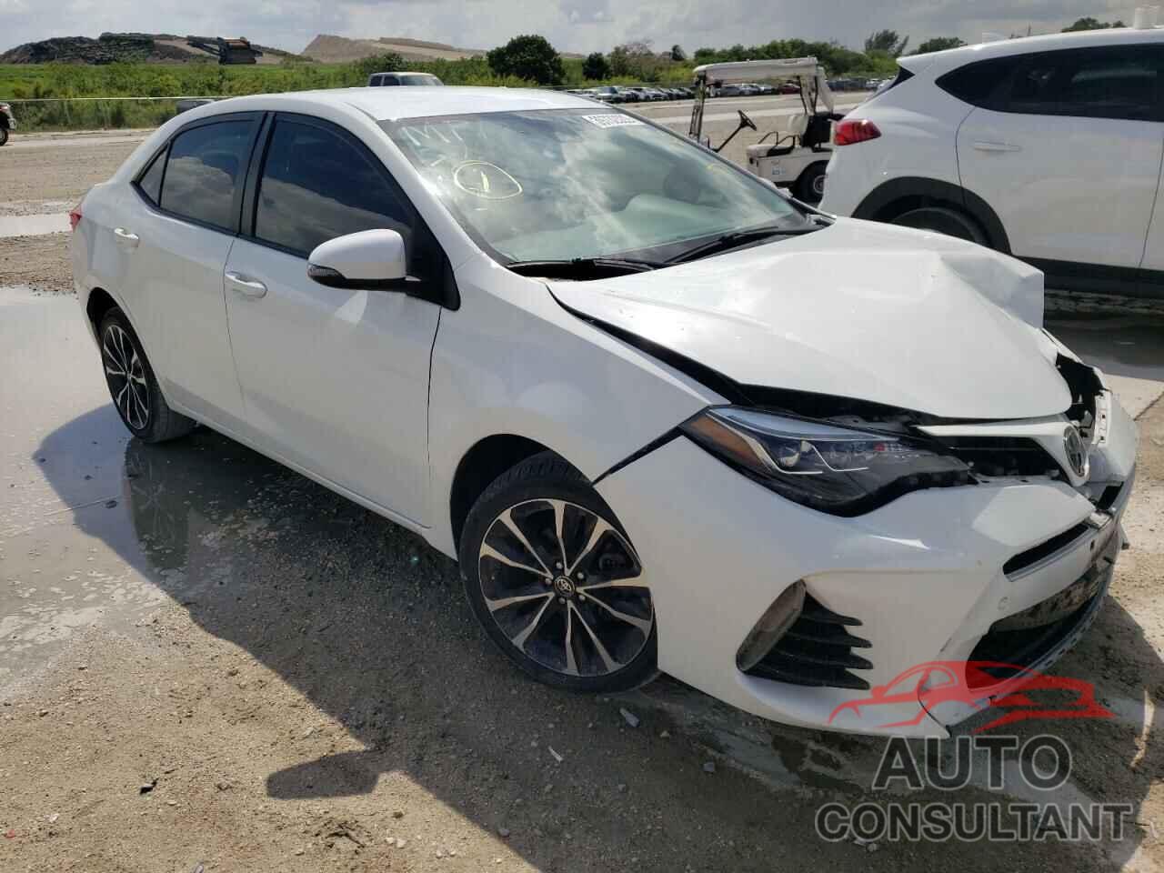 TOYOTA COROLLA 2018 - 5YFBURHE5JP770803