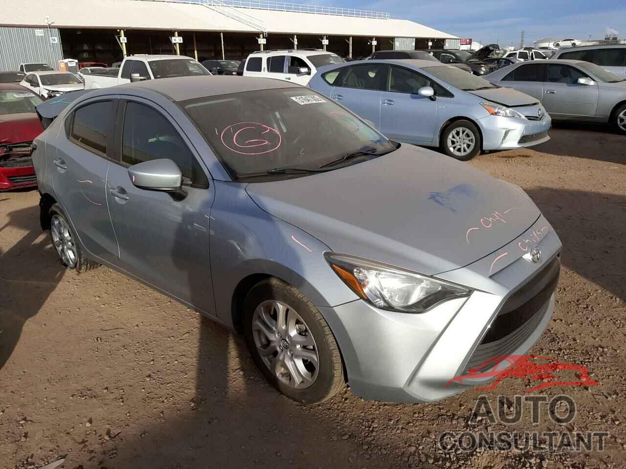 TOYOTA YARIS 2018 - 3MYDLBYV1JY323759