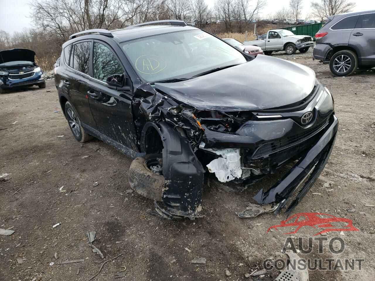 TOYOTA RAV4 2018 - 2T3RFREV8JW752394