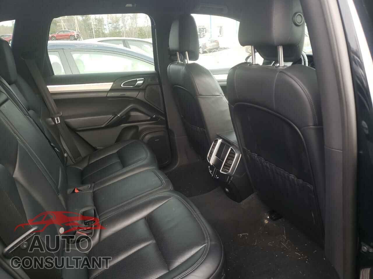 PORSCHE CAYENNE 2016 - WP1AA2A2XGLA08188