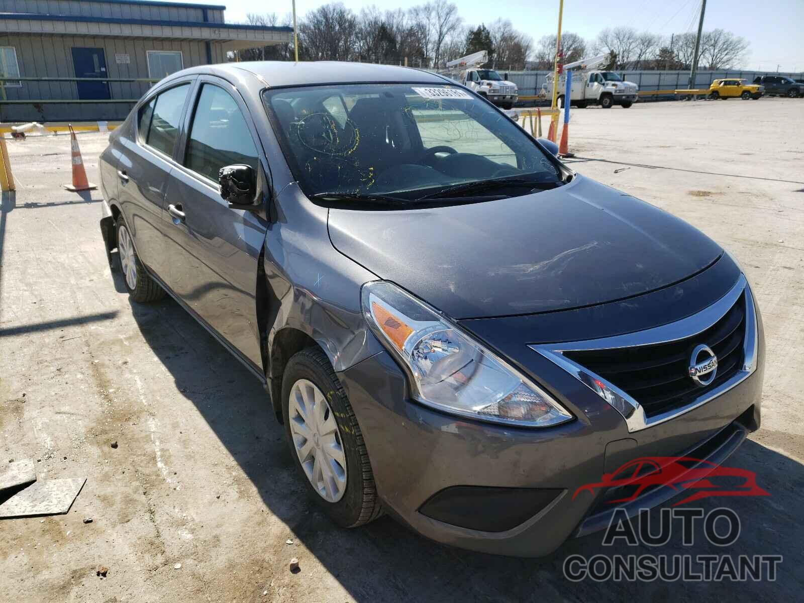 NISSAN VERSA 2017 - 3N1CN7AP3HL869860
