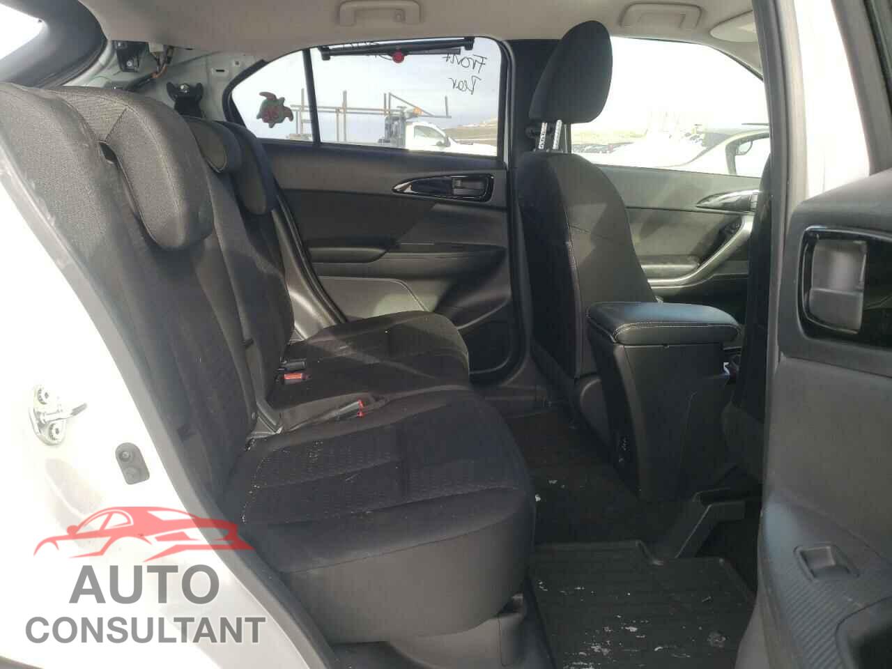 MITSUBISHI ECLIPSE 2018 - JA4AT4AA0JZ047840