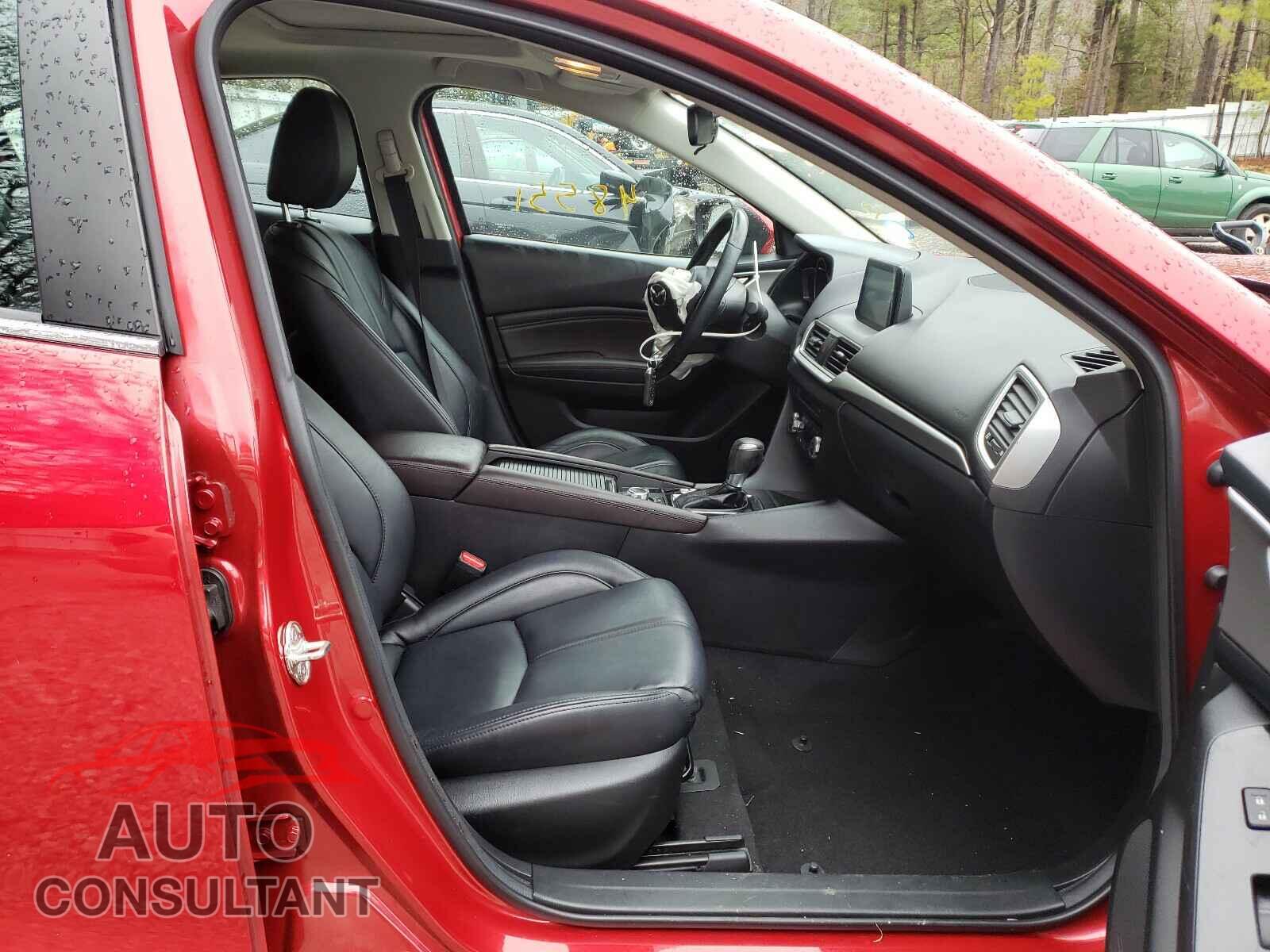 MAZDA 3 2017 - 3MZBN1V70HM128475