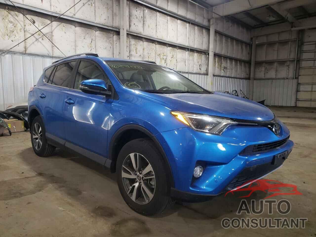 TOYOTA RAV4 2018 - JTMRFREV8JJ214311