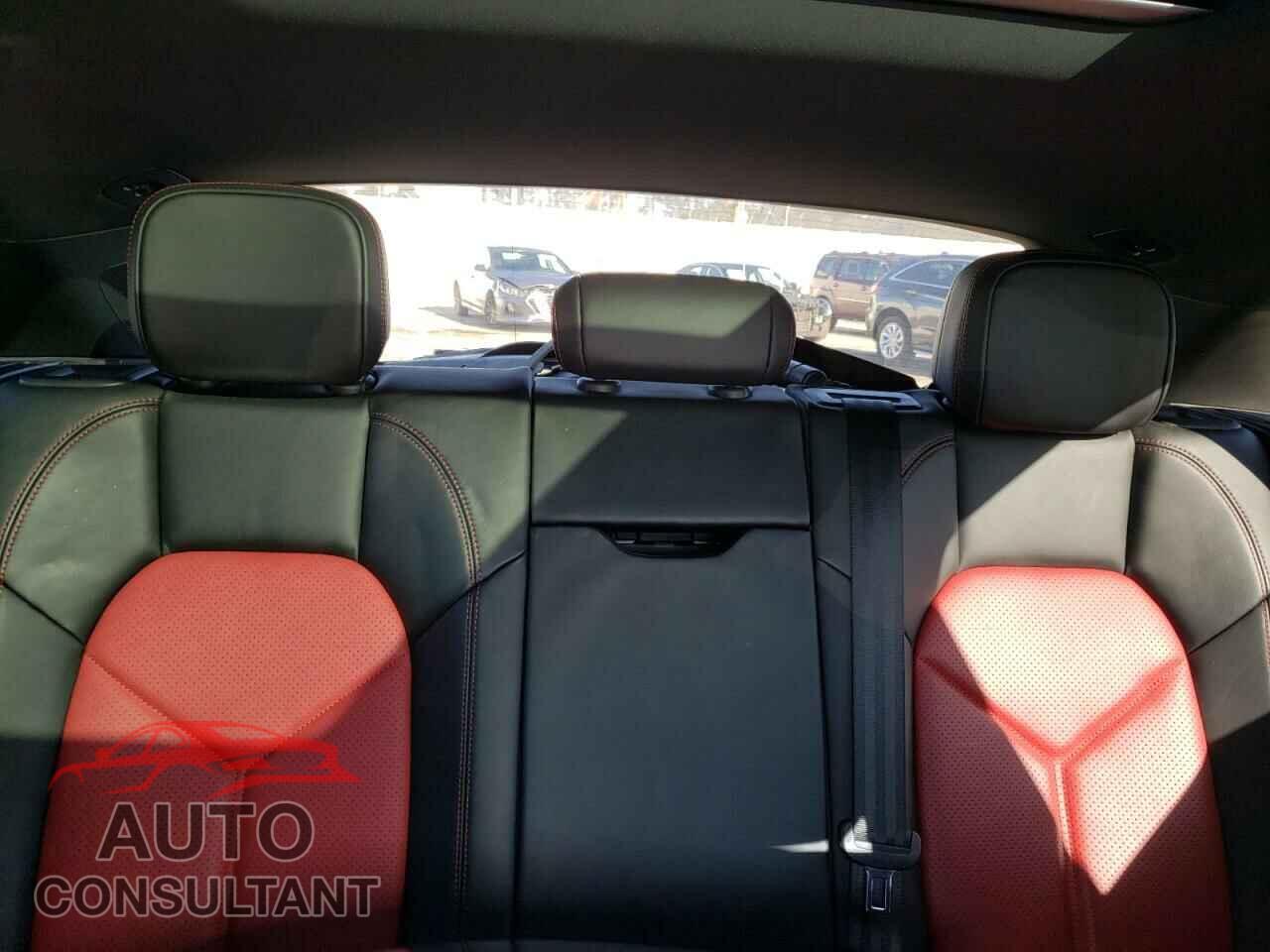 PORSCHE MACAN 2017 - WP1AA2A54HLB08671