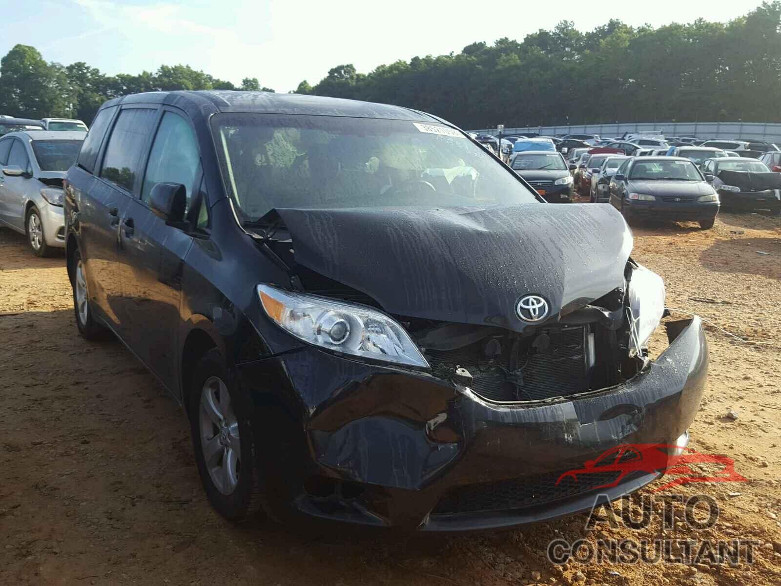 TOYOTA SIENNA 2015 - 5TDZK3DC4FS556700