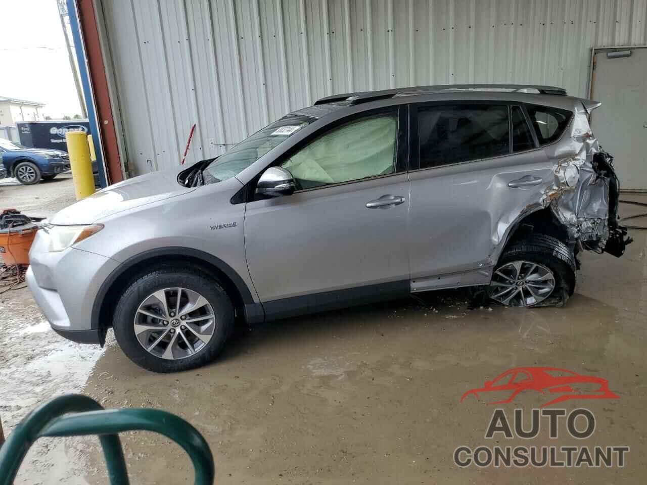 TOYOTA RAV4 2018 - JTMRJREV8JD195417