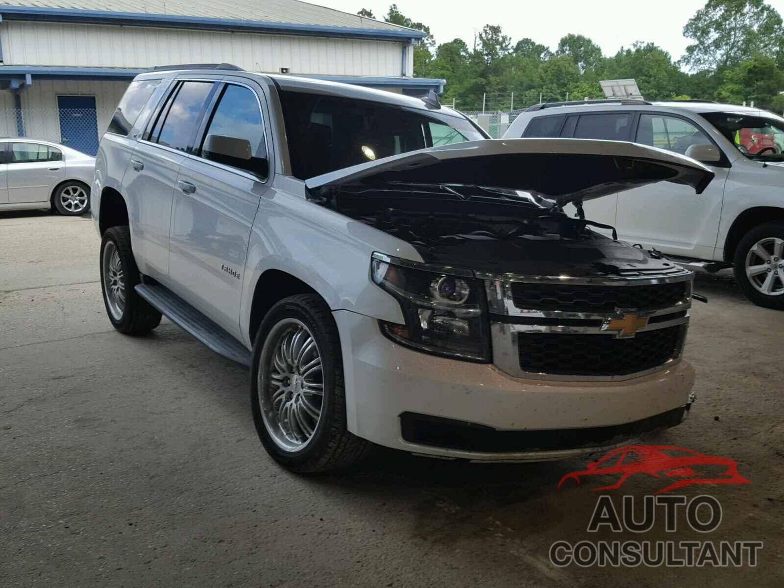 CHEVROLET TAHOE 2017 - 1GNSCBKC0HR260139