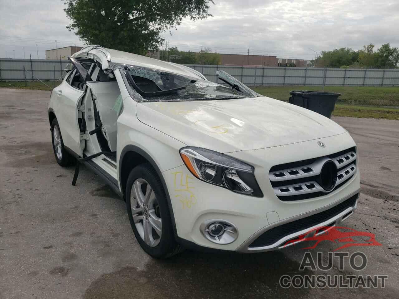 MERCEDES-BENZ GLA-CLASS 2018 - WDCTG4EBXJJ429436