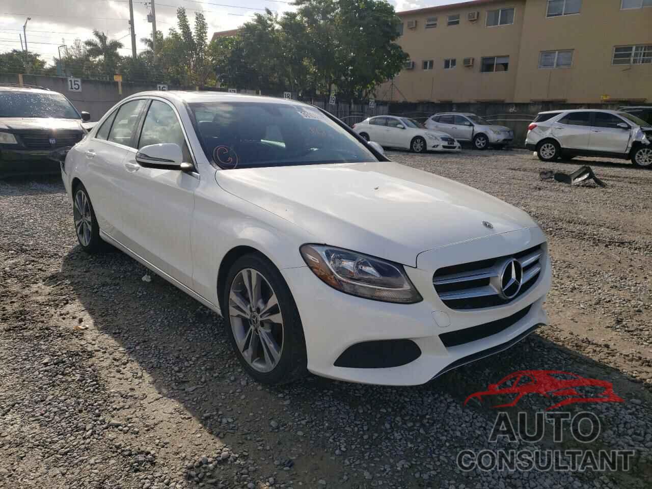 MERCEDES-BENZ C-CLASS 2018 - 55SWF4JB4JU246051