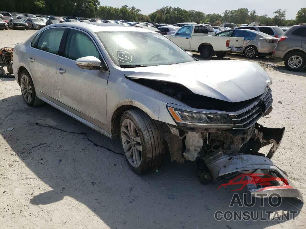 VOLKSWAGEN PASSAT 2017 - 1VWCT7A37HC020839