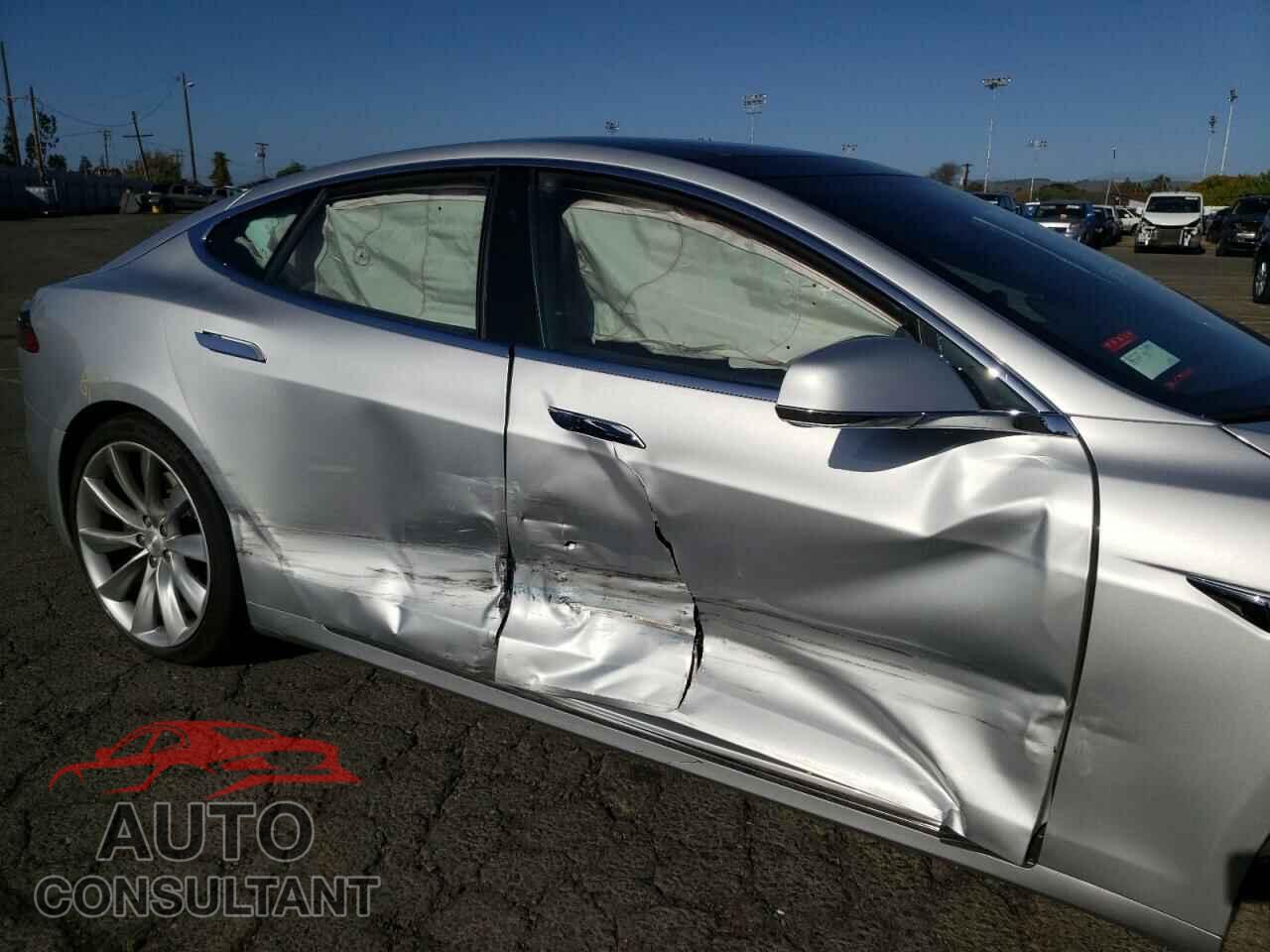 TESLA MODEL S 2017 - 5YJSA1E24HF188024