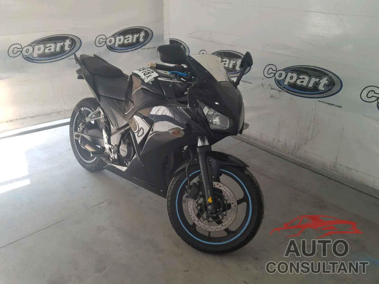 HONDA CBR CYCLE 2015 - MLHNC5102F5100554