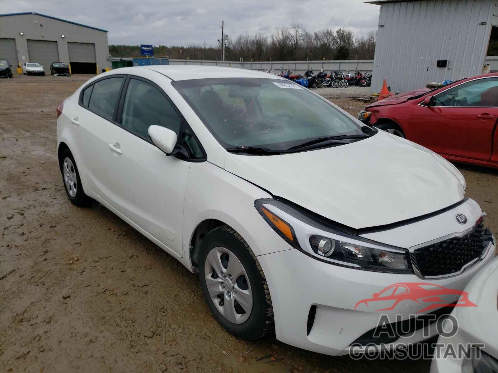 KIA FORTE 2018 - 3KPFK4A74JE168756