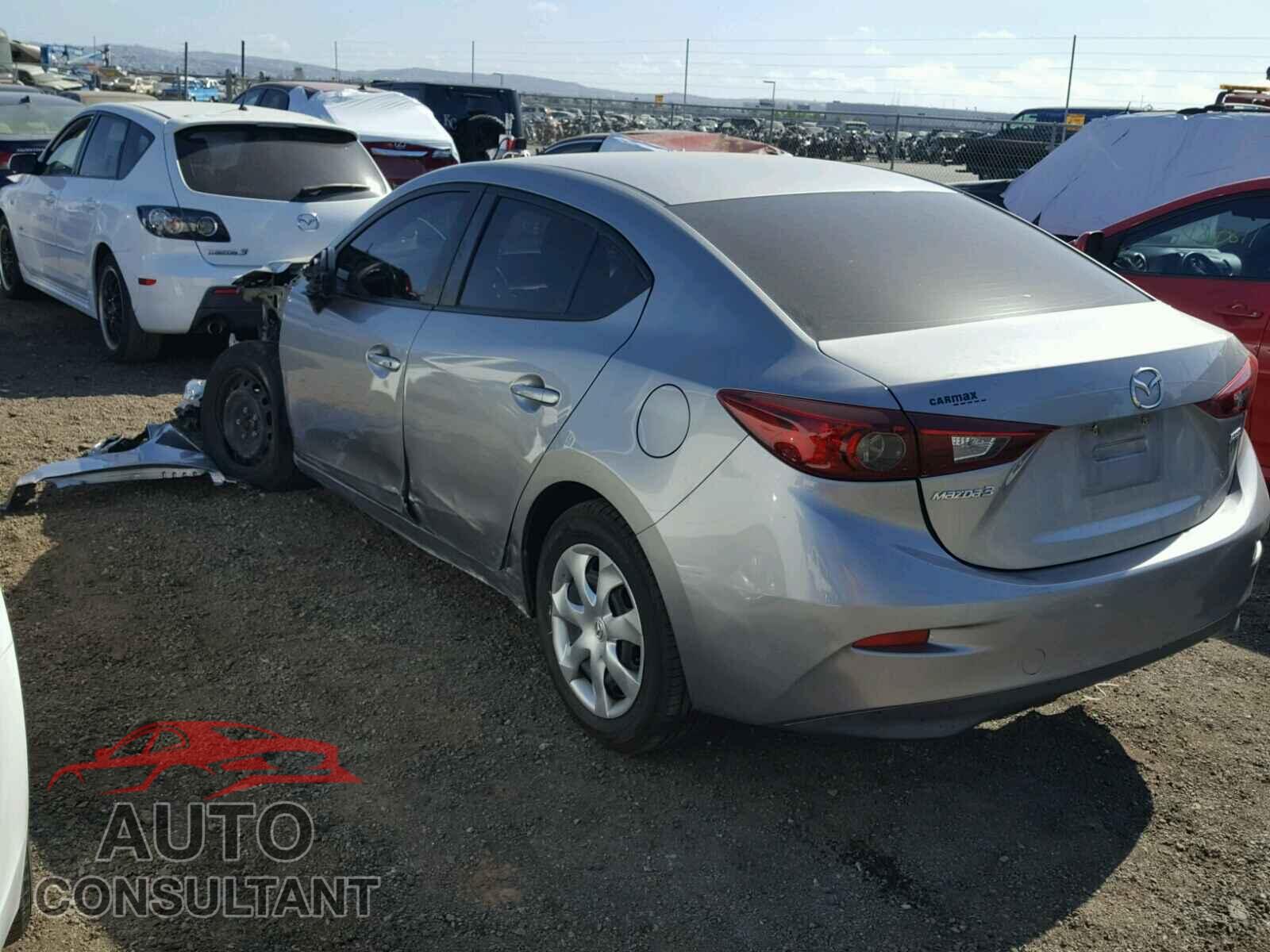 MAZDA 3 2015 - 3MZBM1U73FM196741