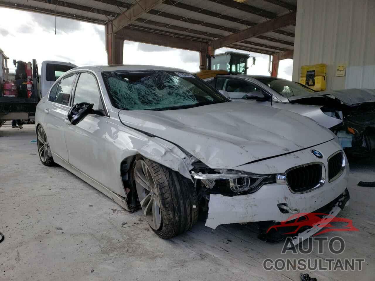 BMW 3 SERIES 2018 - WBA8B9G58JNU97156