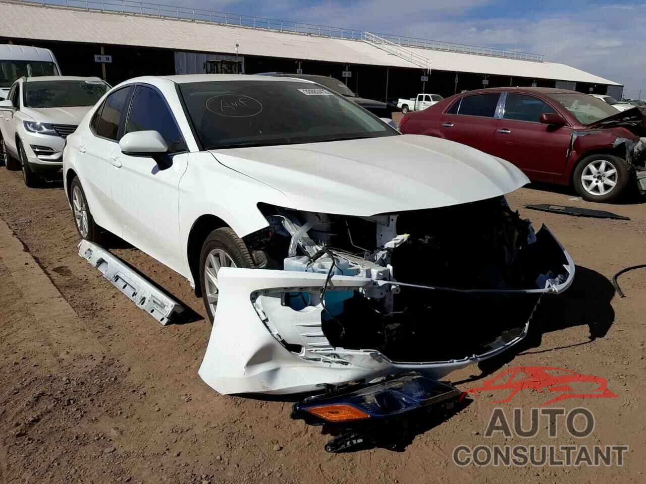 TOYOTA CAMRY 2021 - 4T1C11AK5MU604265