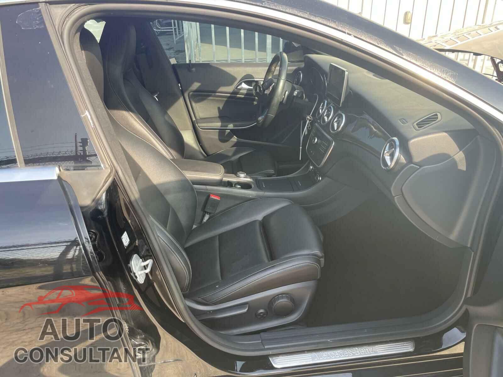 MERCEDES-BENZ C CLASS 2016 - WDDSJ4EB3GN299218